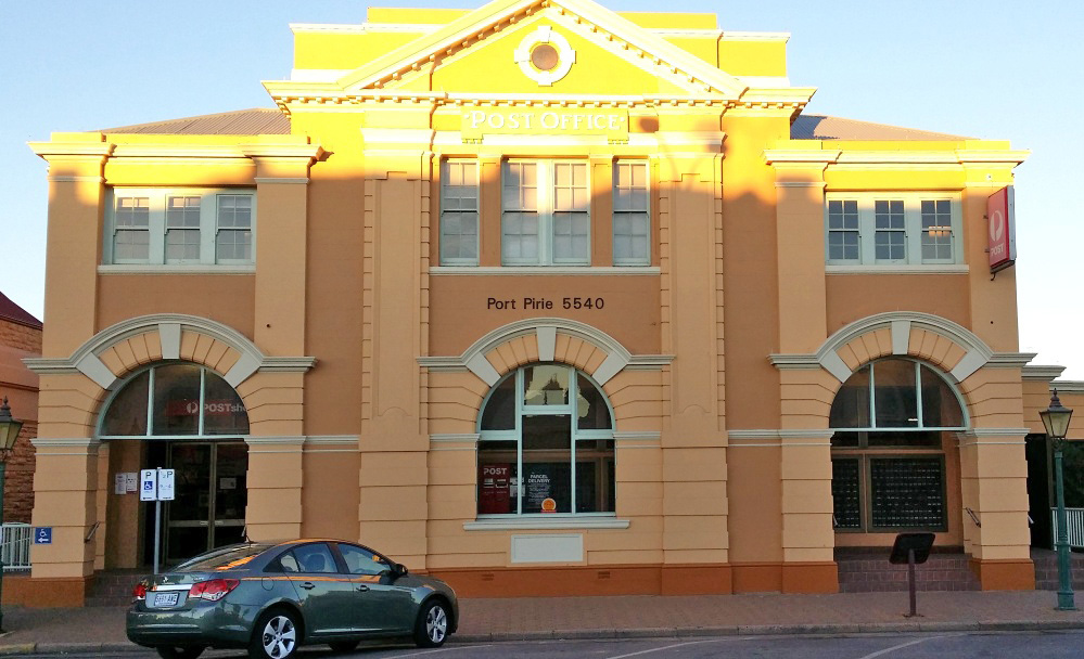 The old Port Pirie Post Office - painting renovation to authentic 19C colours